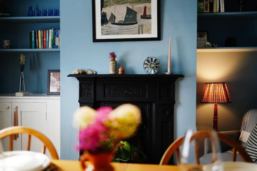 Northdene Cottage - Cosy Old Fisherman'S Cottage Two Mins From Sea - Free Parking - Wood Burning Stove - Roll Top Bath - Dog Friendly Deal Buitenkant foto