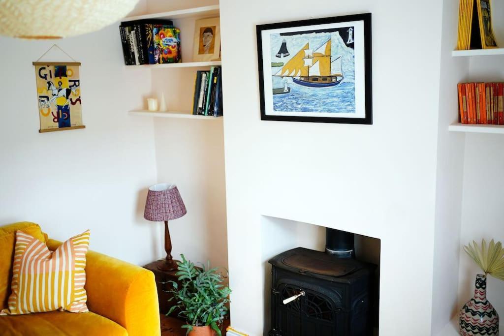 Northdene Cottage - Cosy Old Fisherman'S Cottage Two Mins From Sea - Free Parking - Wood Burning Stove - Roll Top Bath - Dog Friendly Deal Buitenkant foto