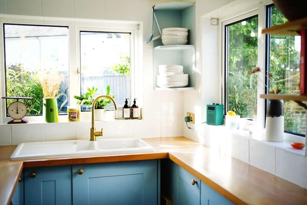 Northdene Cottage - Cosy Old Fisherman'S Cottage Two Mins From Sea - Free Parking - Wood Burning Stove - Roll Top Bath - Dog Friendly Deal Buitenkant foto